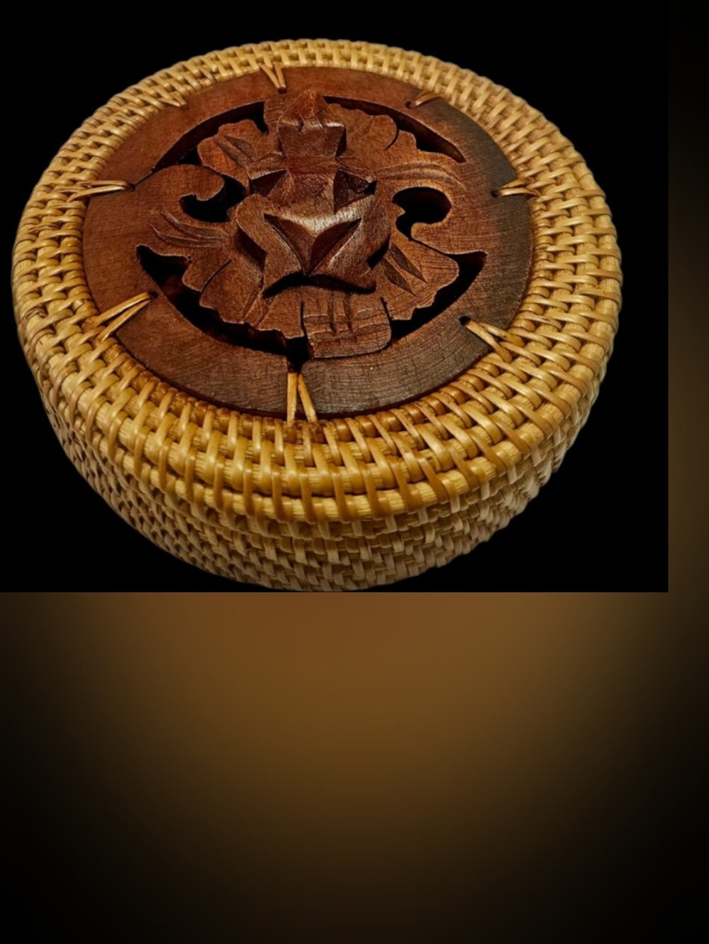 Vtg 4-1/2" Indonesia Lombok Wood Rattan Carved Frog Lidded Basket Trinket Box